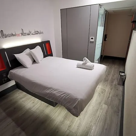 Easyhotel 3* Sheffield